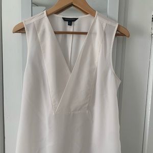 Banana Republic sleeveless blouse. Cream/White